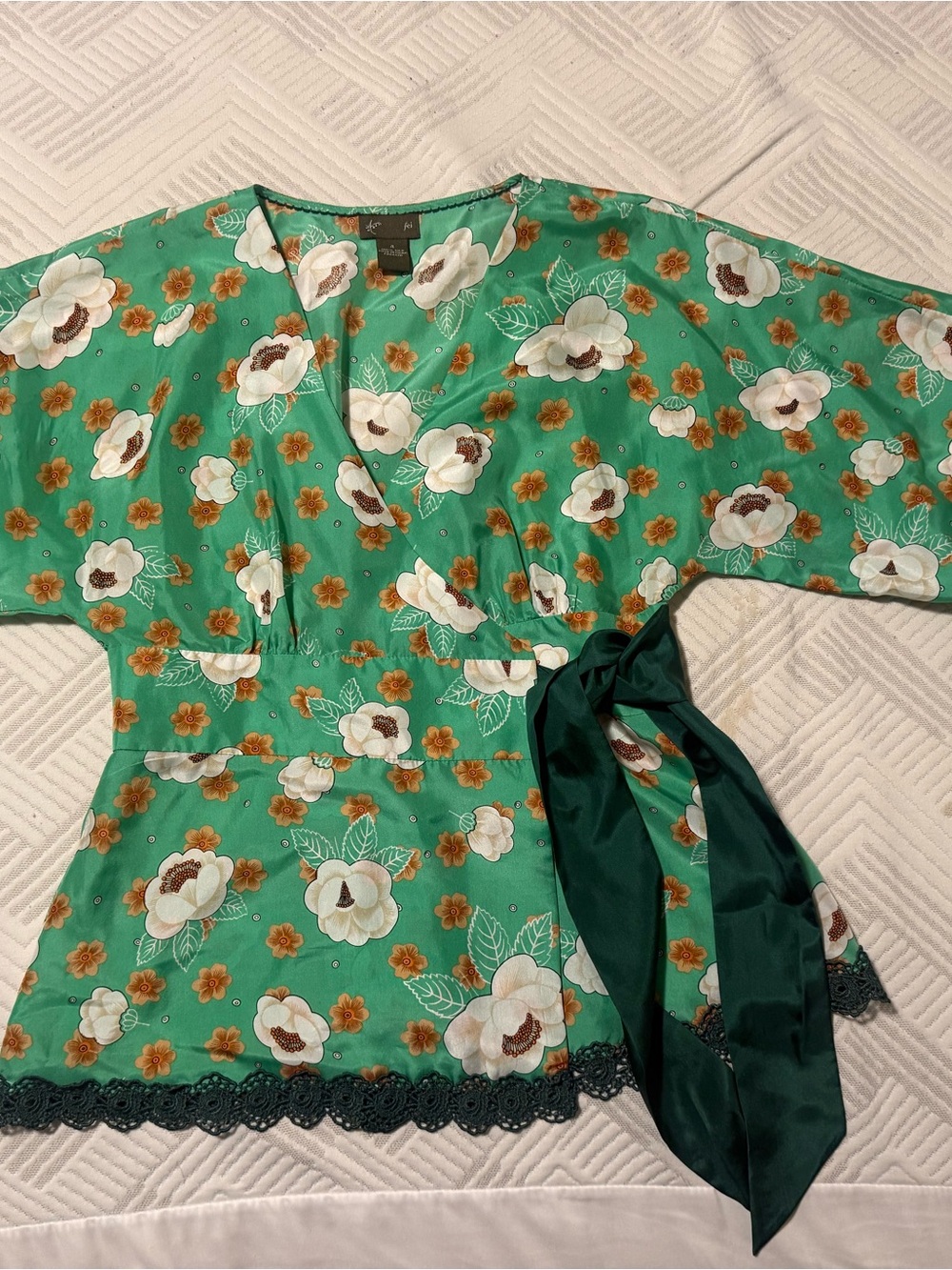 Women’s silk Fei blouse